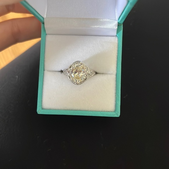 Antique 1920’s Moissanite engagement ring (Incredible). - Picture 8 of 14